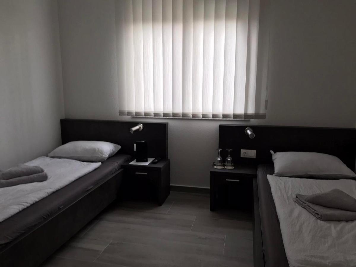 Gold Apartmani Kozarac Exterior photo