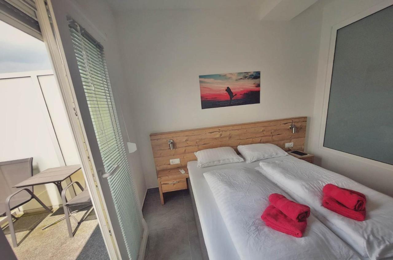 Gold Apartmani Kozarac Exterior photo
