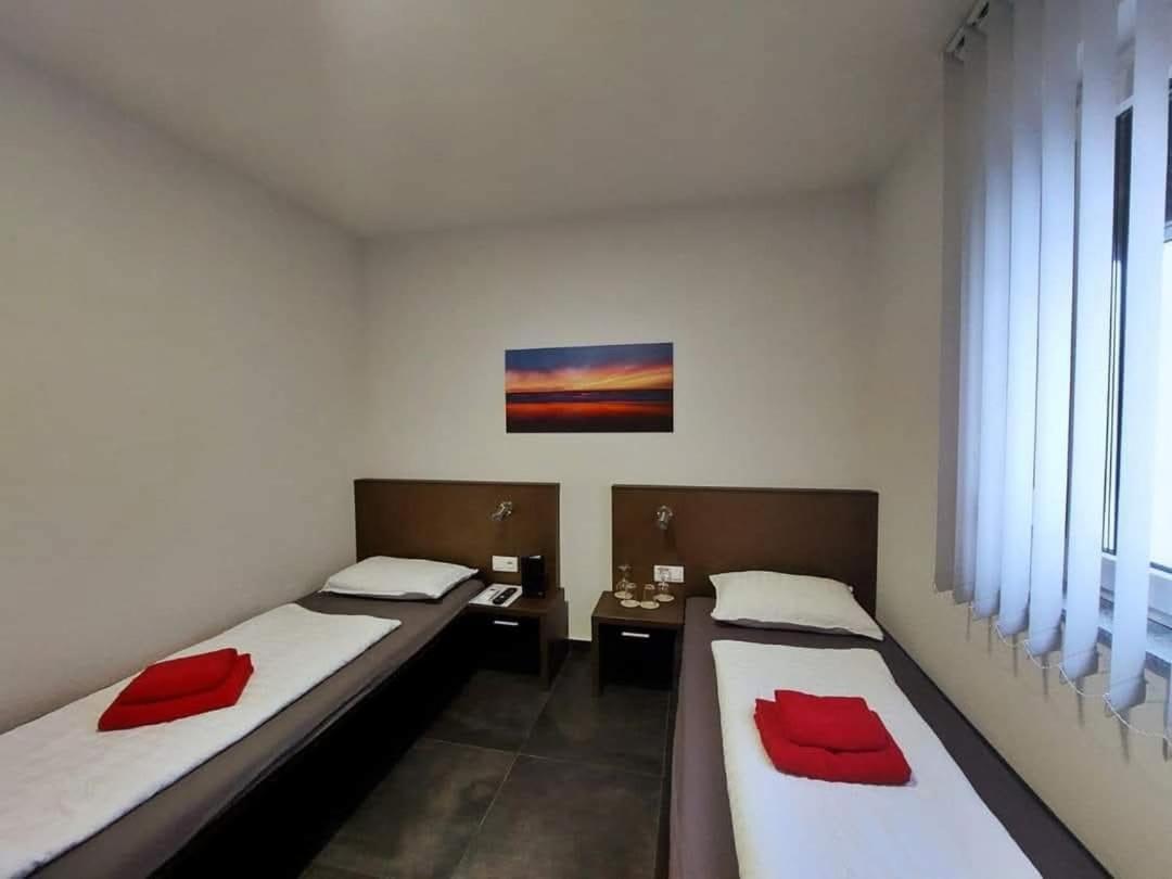 Gold Apartmani Kozarac Exterior photo